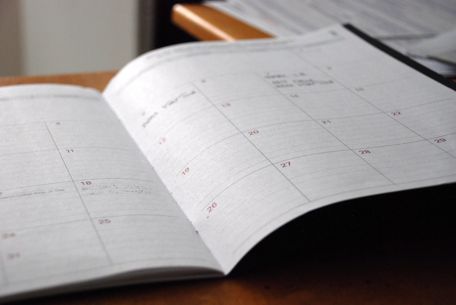Cuándo enviar las invitaciones de boda: el calendario que funciona