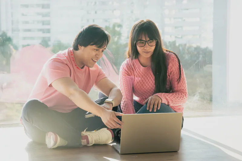 É seguro poñer os datos dos teus convidados nunha web de voda?